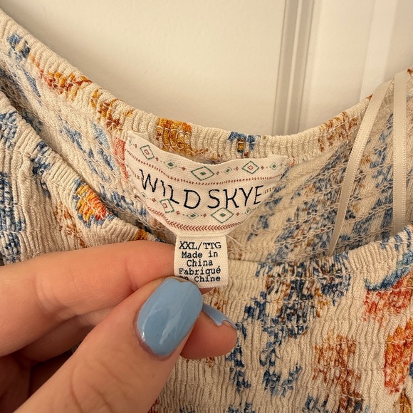 Joe Fresh Sweater - Picture 3 of 3